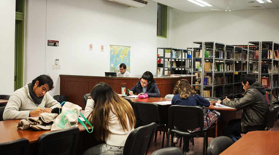 Bibliotecas_unsta_yerba_buena_2021