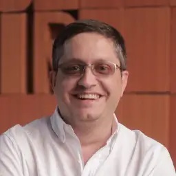 Esteban Assaf - Co Fundador de<br>EXPLORER LATAM VC